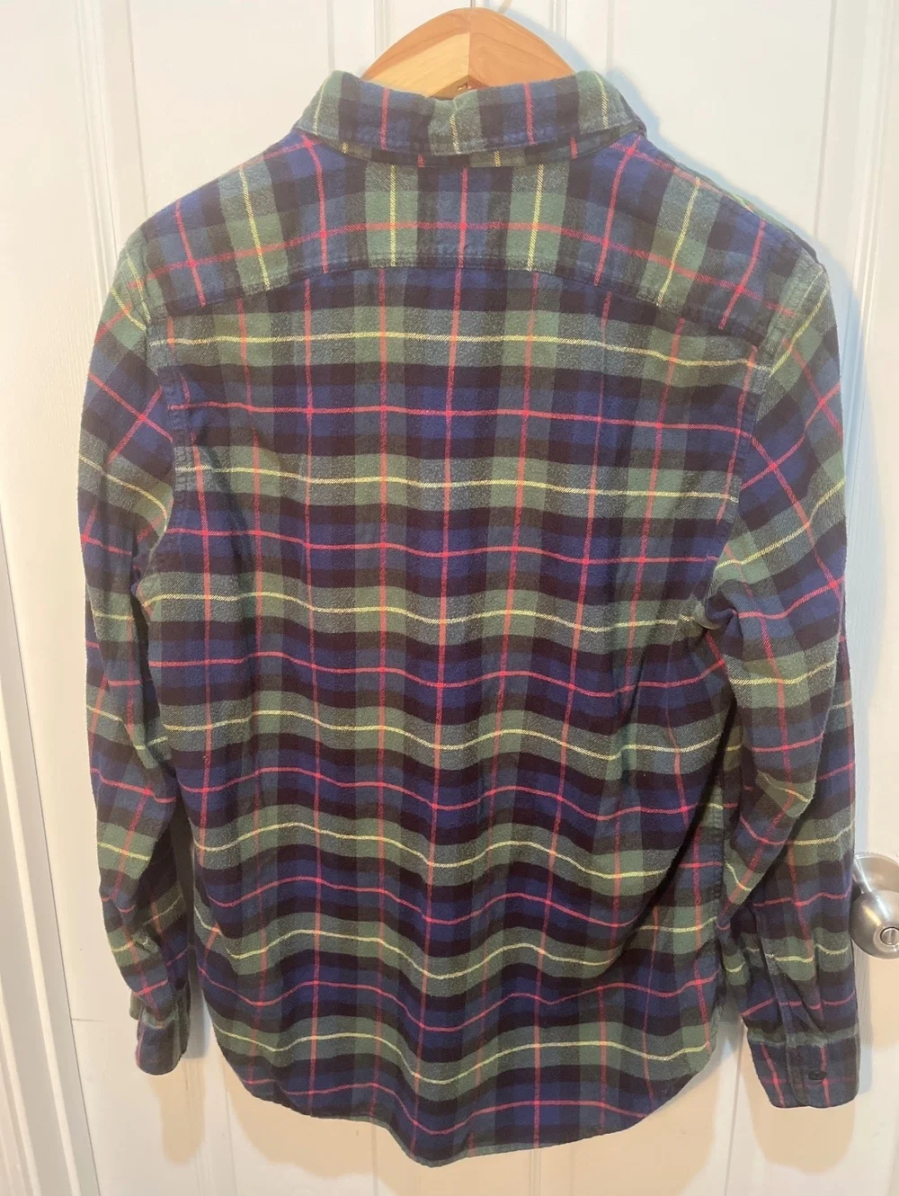 J.Crew Green, blue, yellow, red striped button up flannel men’s size Large